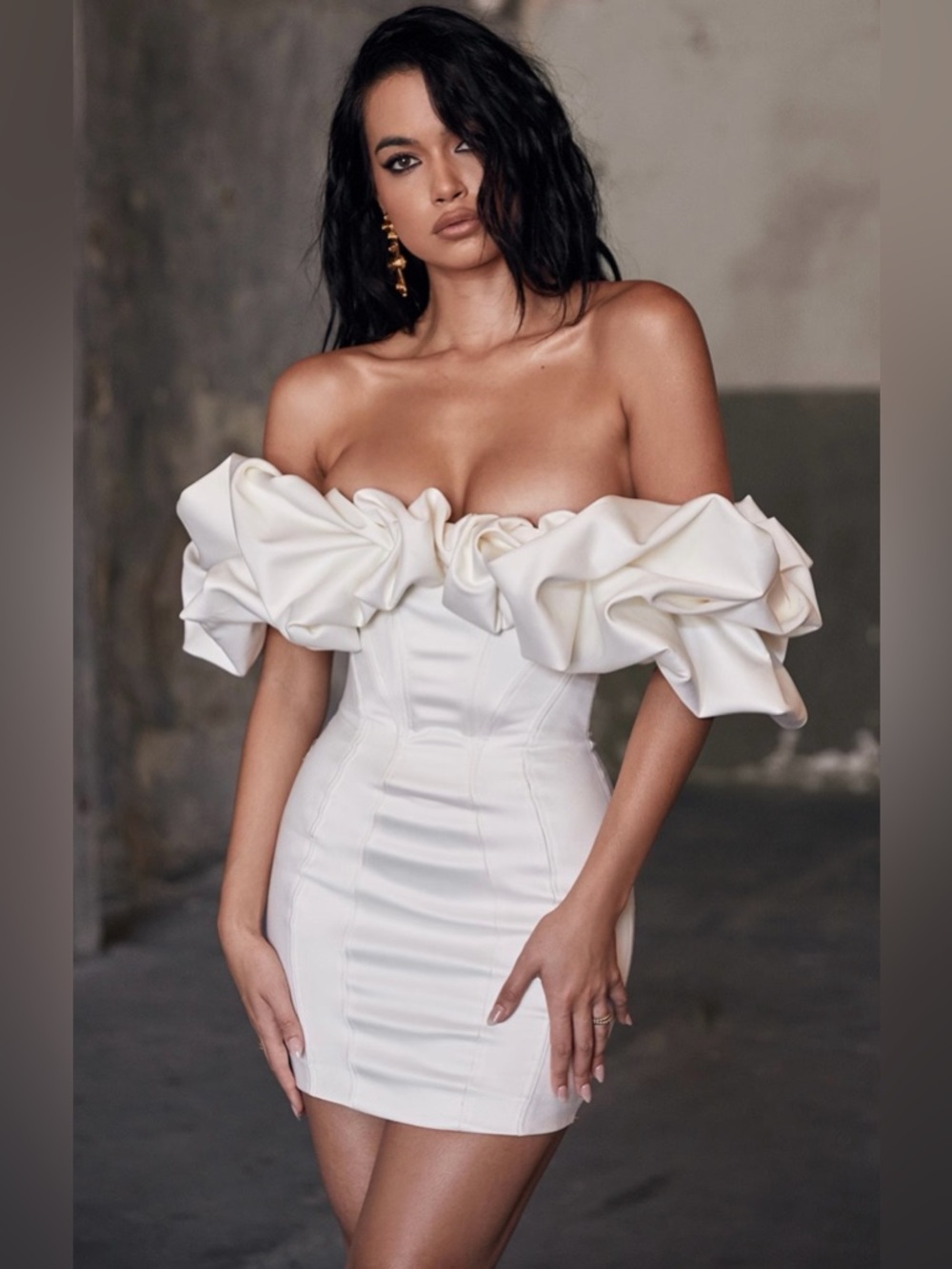 House of CB Selena Ivory Satin Dress Puffed Ruffle Shoulders cocktail mini NWOT